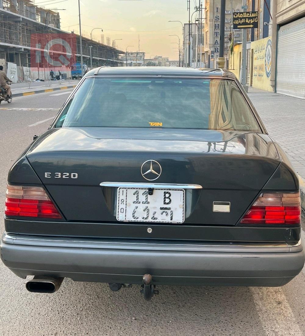 مرسيدس بنز E-Class